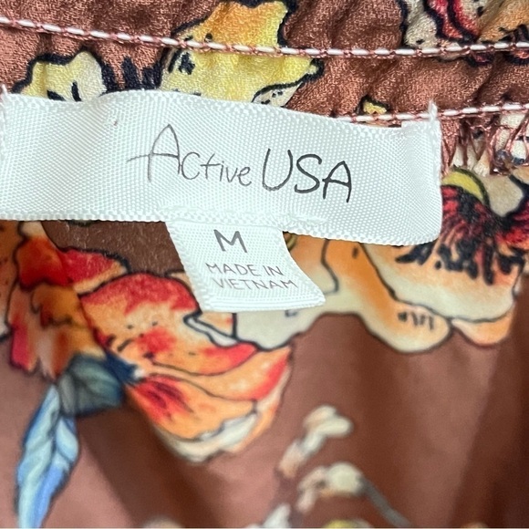 Active USA Mauve Floral Off the Shoulder Cinched Waist Romper Medium - Picture 9 of 10